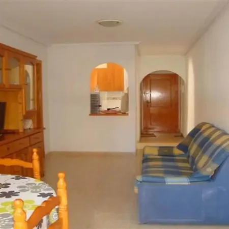 Modern In Torrevieja With Shared Pool لقنت