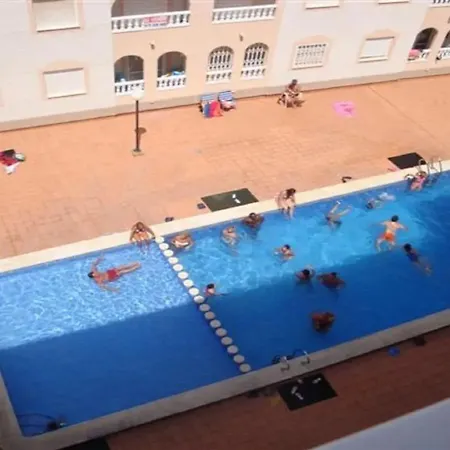 شقة Modern In Torrevieja With Shared Pool لقنت